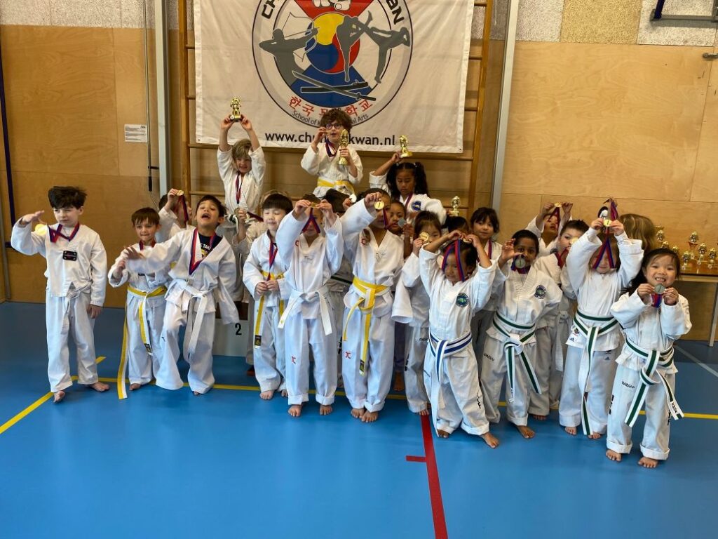 Prijsuitreiking toernooi Chung Do Kwan